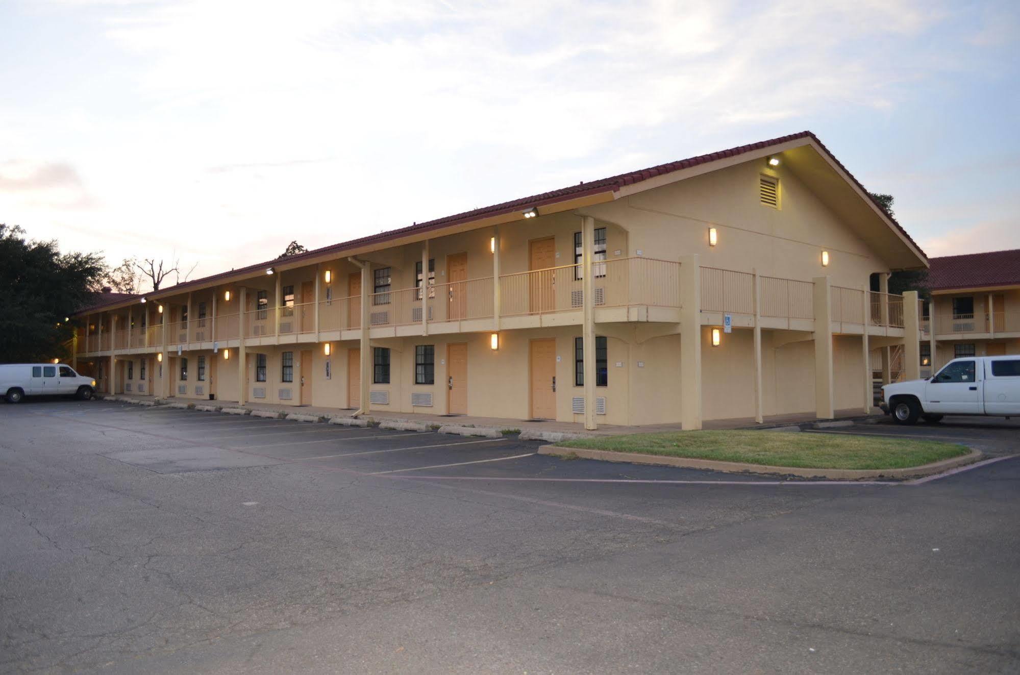 The Grand By Capital O Texarkana I-30 Εξωτερικό φωτογραφία
